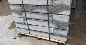 黄山芙蓉白路牙石，马路牙子