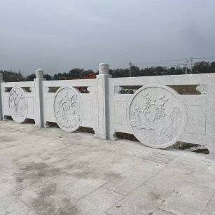 黄山芝麻白河道栏杆 石材栏杆