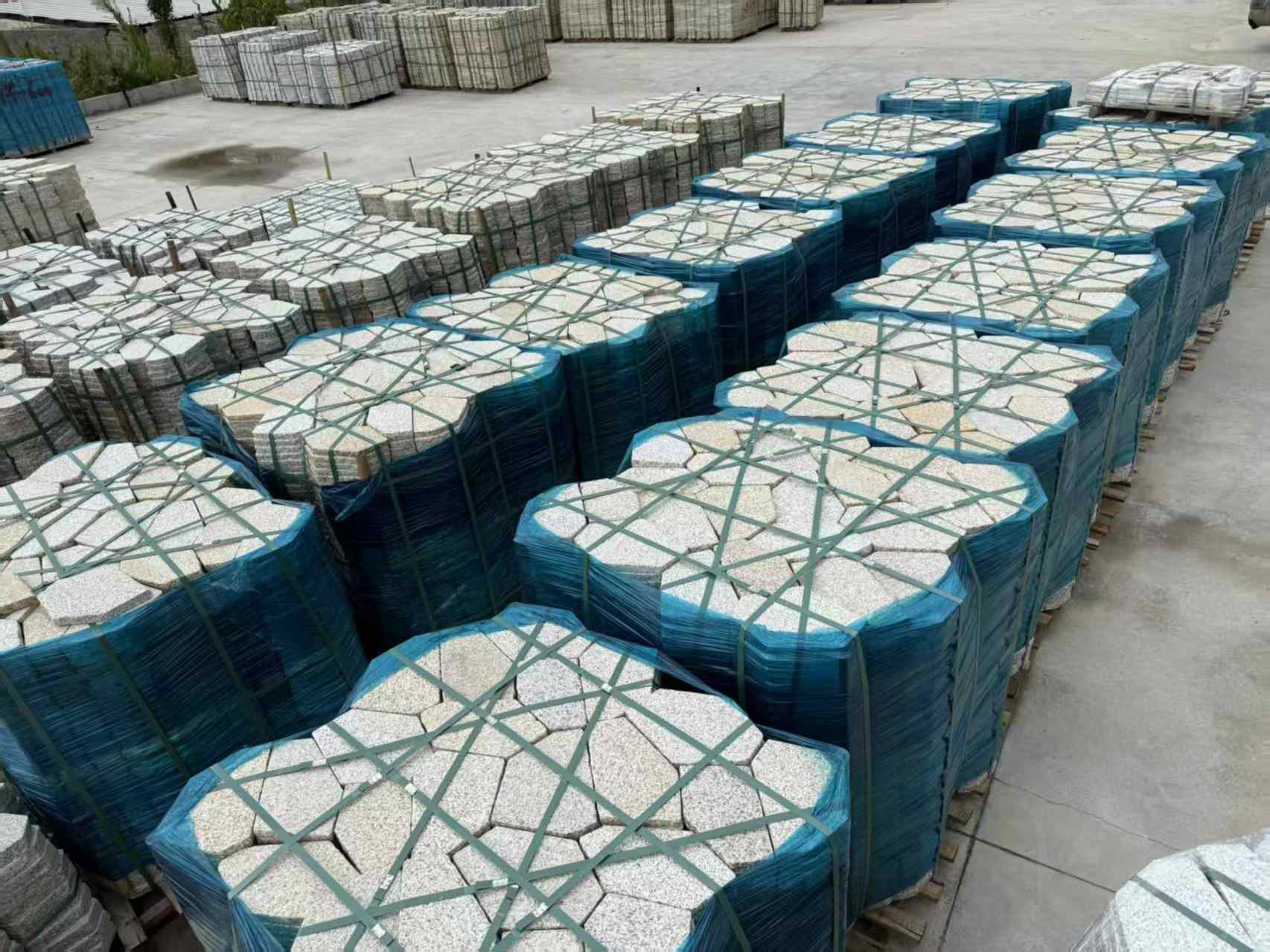 黄山黄金麻冰裂纹 碎拼