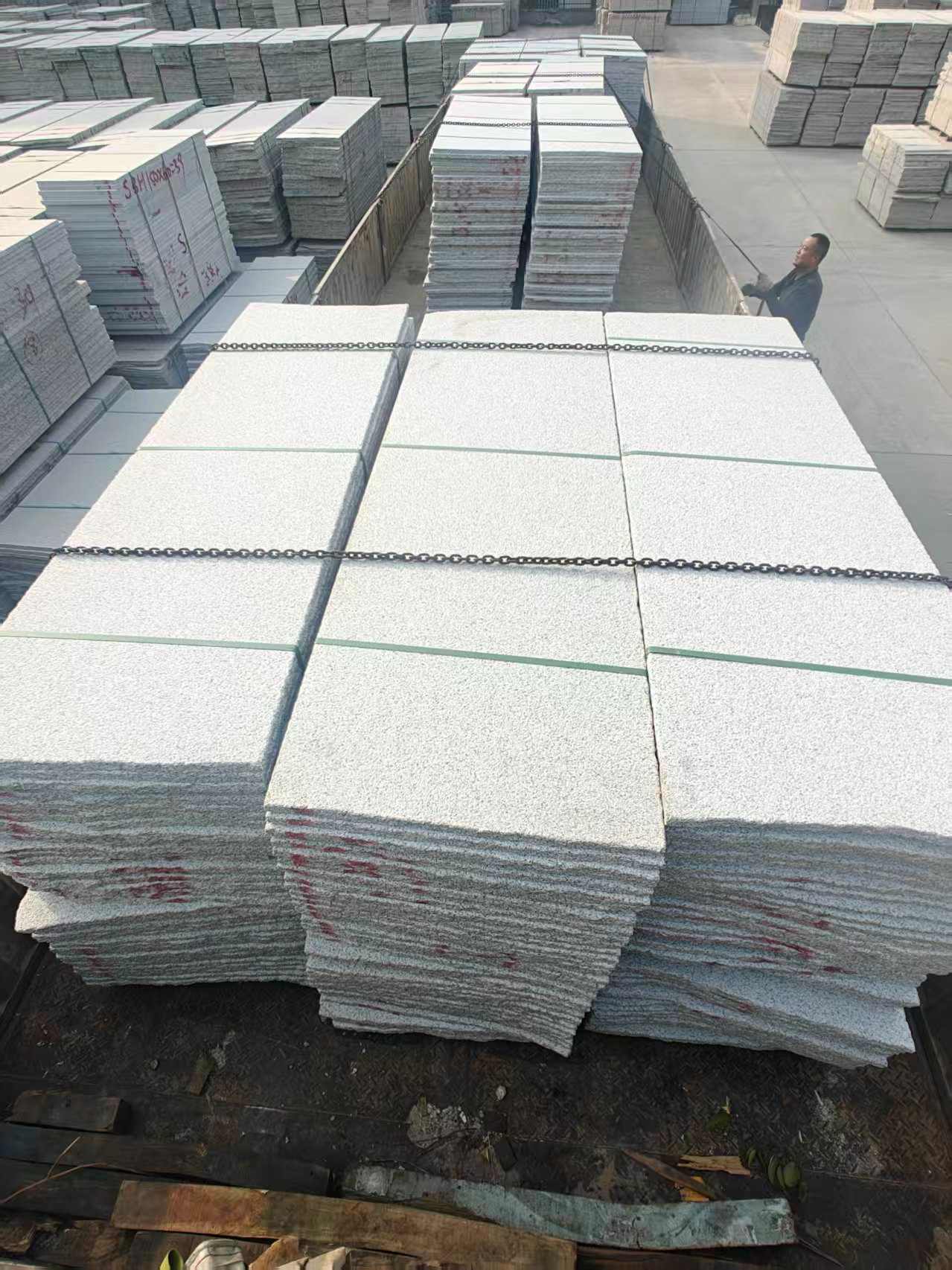 黄山芝麻白毛板，石材毛板