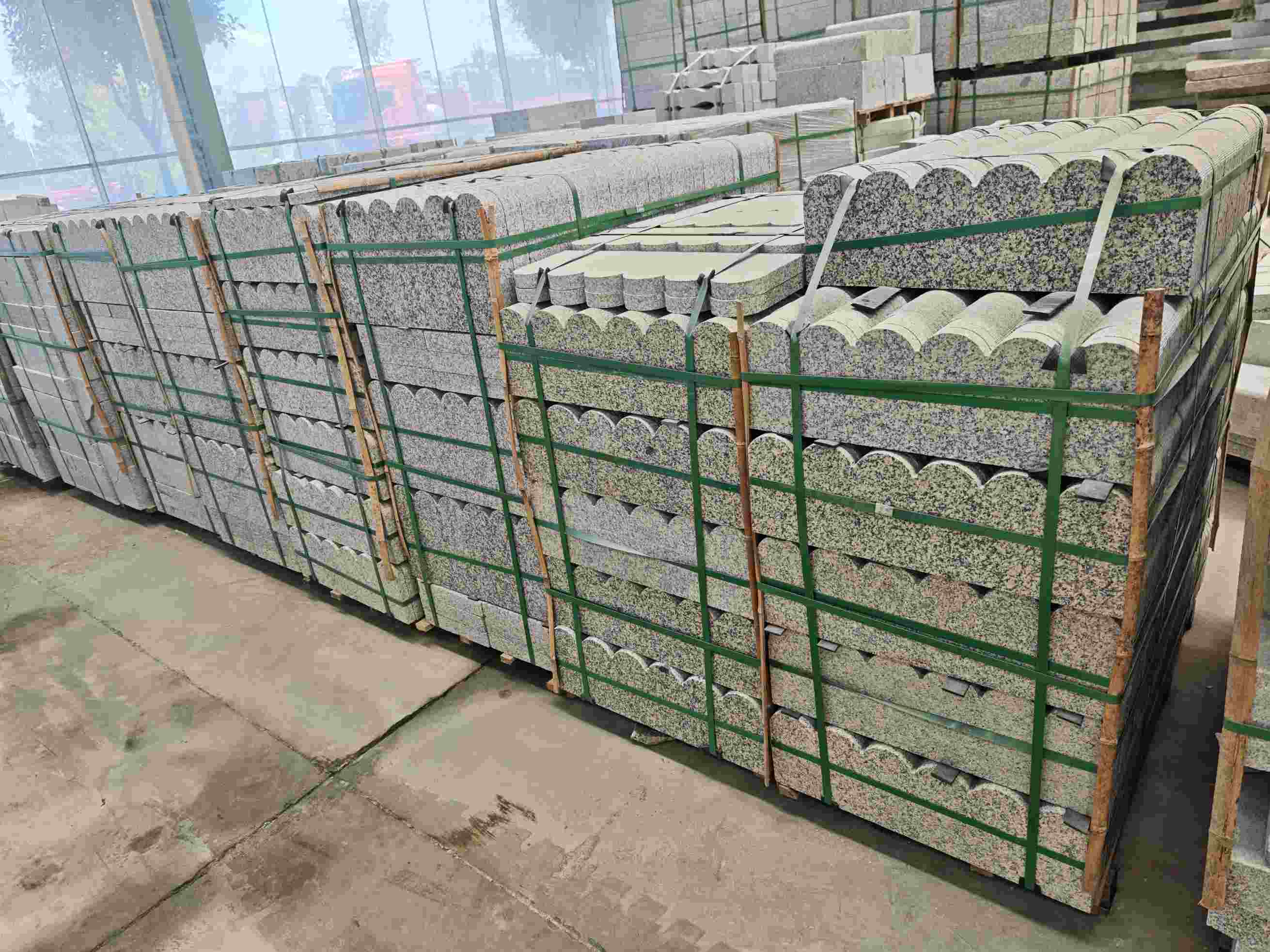 黄山芝麻白芙蓉白花边石