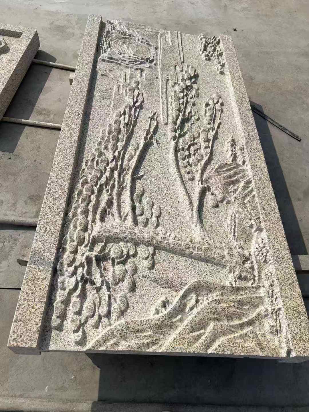 黄山黄金麻别墅雕刻版 别墅私人定制