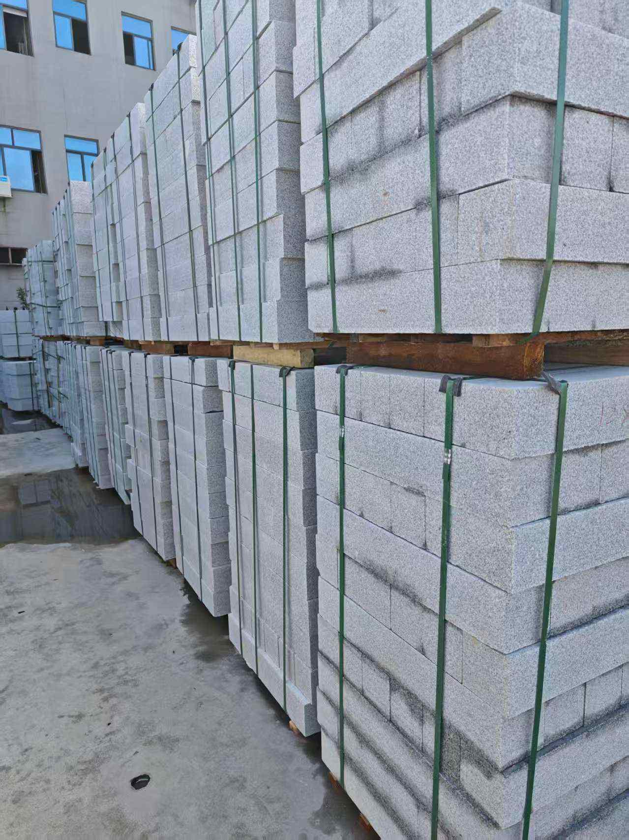 黄山芝麻白路牙石，路侧石